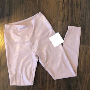 Beyond yoga light pink high shine yoga leggings